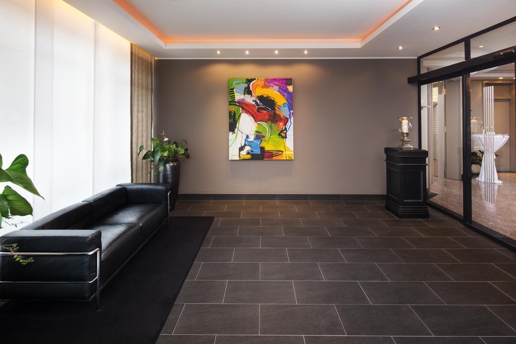 Hotel Plaza Duisburg Bagian luar foto
